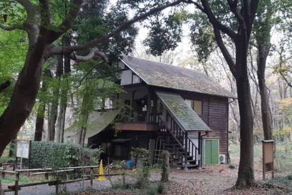 いちかわ市民キャンプ場の管理棟