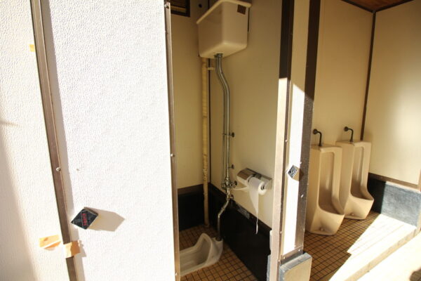 里見公園のトイレ