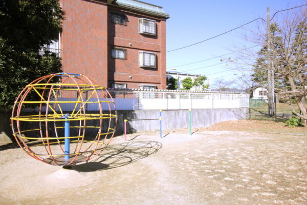 市川児童交通公園の鉄棒